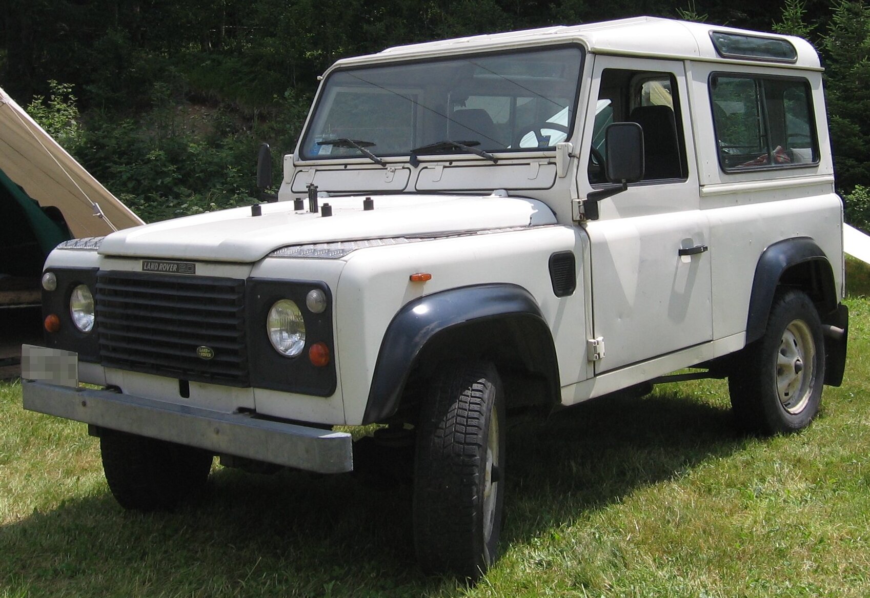 Land Rover Defender 90